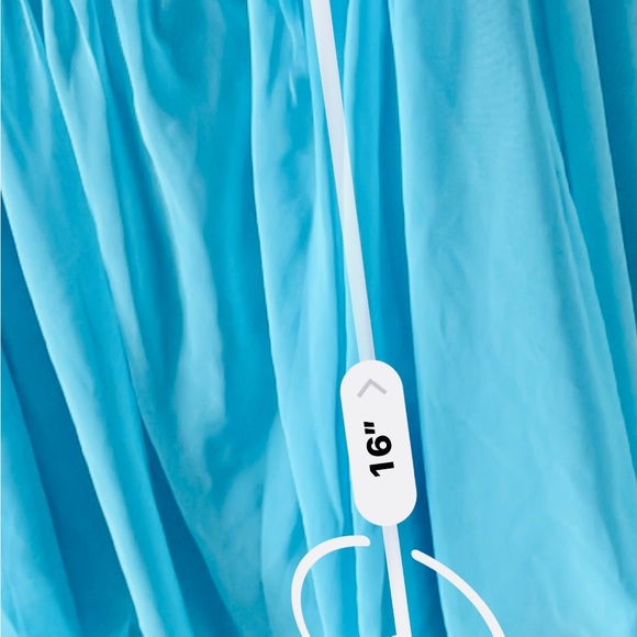 New Bee Darling short blue dress with hand down jewels and an open back - Picture 5 of 6